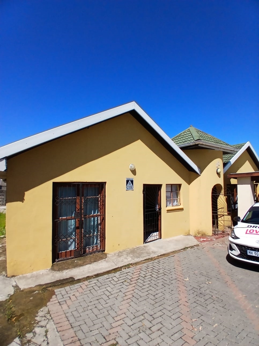 4 Bedroom Property for Sale in Amalinda Eastern Cape